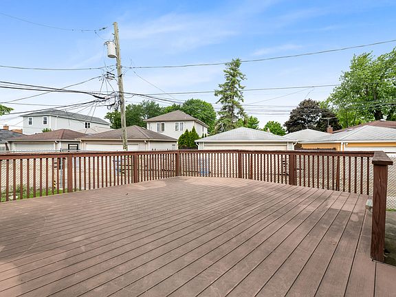 5th image of 3860 N Oketo Ave