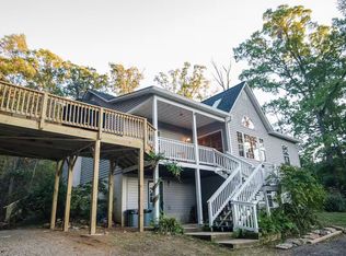 381 Thompson Hollow Rd, Bentonville, VA 22610