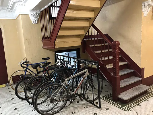 Rented by Yup Realty LLC | media 10