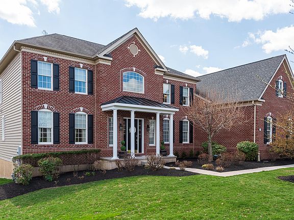2nd image of 55 Goldfinch Cir
