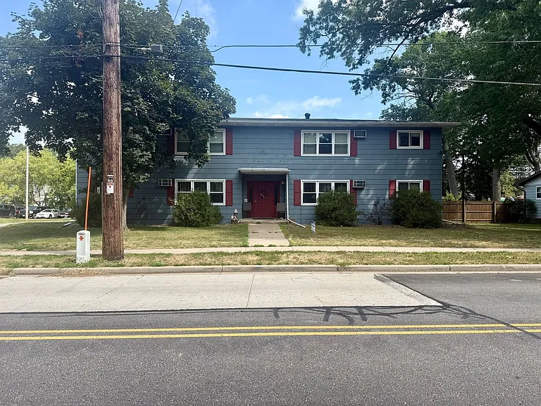 1904 Neupert Ave — Photo 12