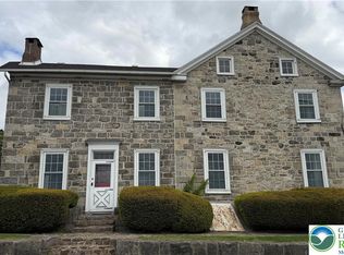 797 Main St, Tatamy, PA 18085