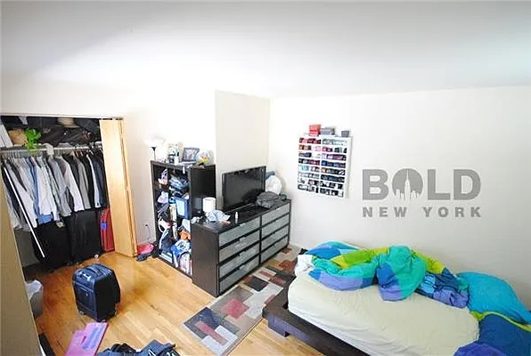 Rented by Bold New York | media 30