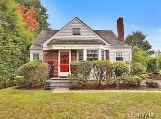 6 Elm St, Valhalla, NY 10595