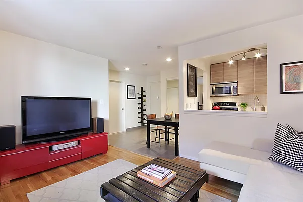 Rented by Corcoran | media 2