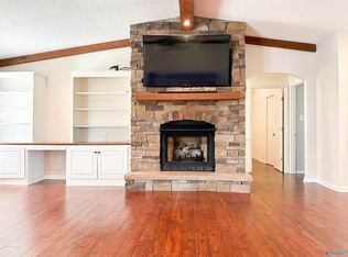 2806 Longfellow Ct SW, Decatur, AL 35603