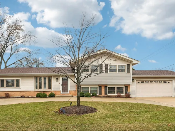 730 Lamorak Dr, Schaumburg, IL 60193