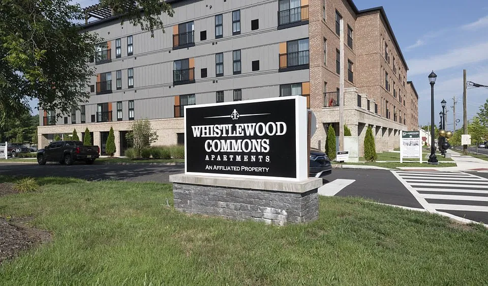 Whistlewood Main Entrance
