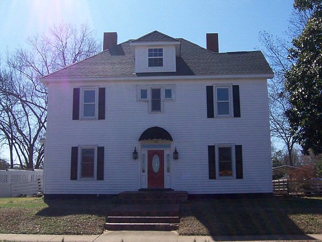 1st image of 509 W Mountain St