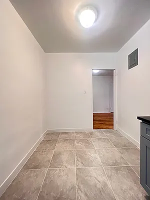 Rented by Queens Apartments Realty LLC | media 15