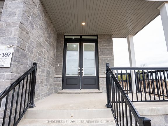 3rd image of 93 Bluebird Blvd