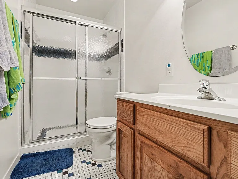 10 Piper Pl — Photo 24