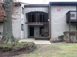 4 Secora Rd APT E13, Monsey, NY 10952