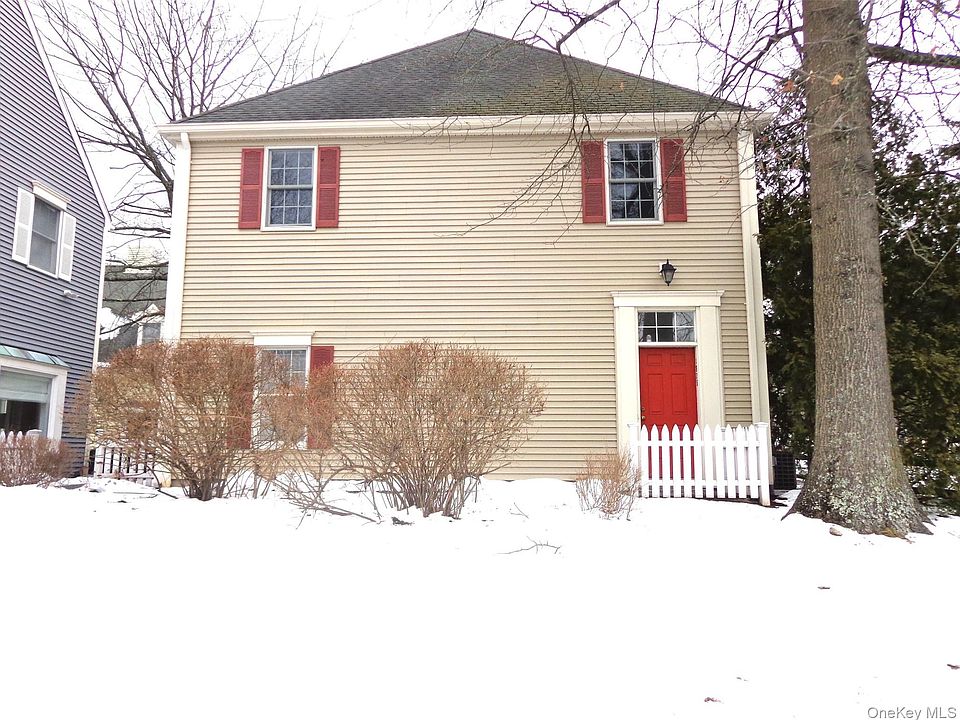 1st image of 1828 Commerce St