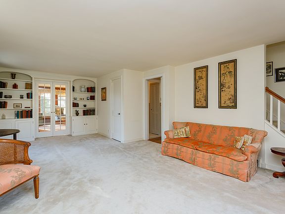 165 Middlebrook Drive