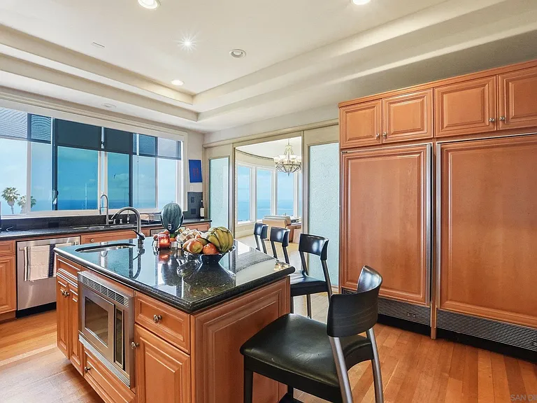 1011 Avenida Amantea — Photo 38