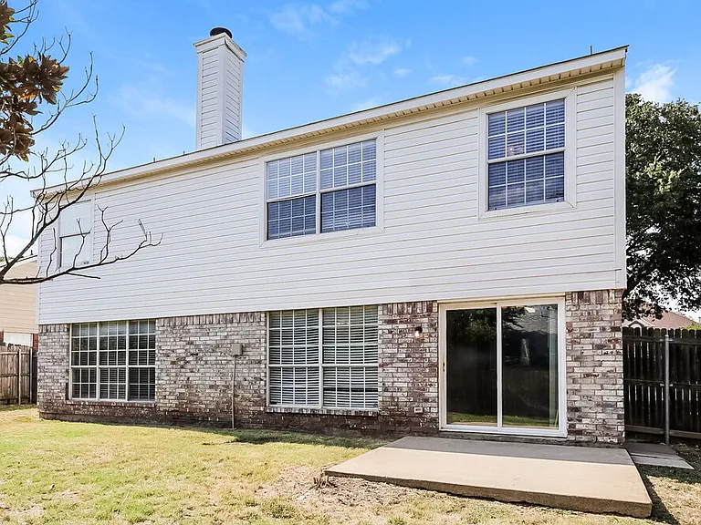 3229 Kathy Ln — Photo 17