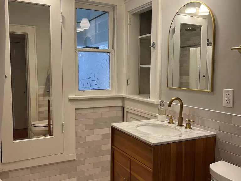 2208 Harrison Ave — Photo 10