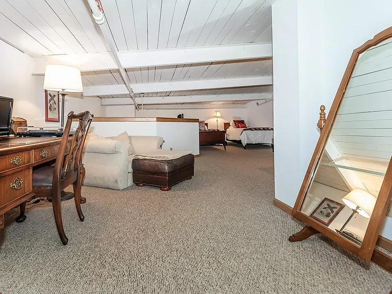 Armory Loft — Photo 43