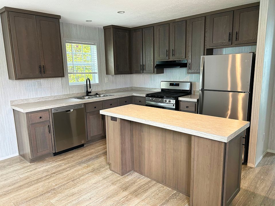 2nd image of 74 Parkview Dr