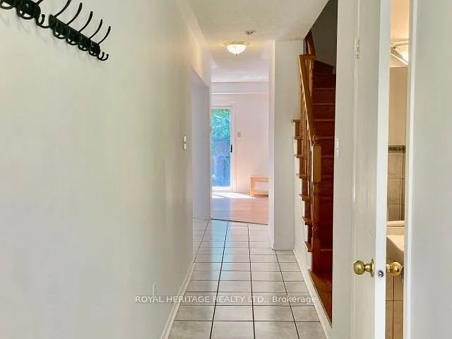 436 Sparrow Cir — Photo 2