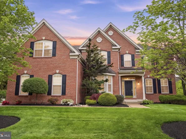 2088 Bedfordshire Rd, Furlong, PA 18925