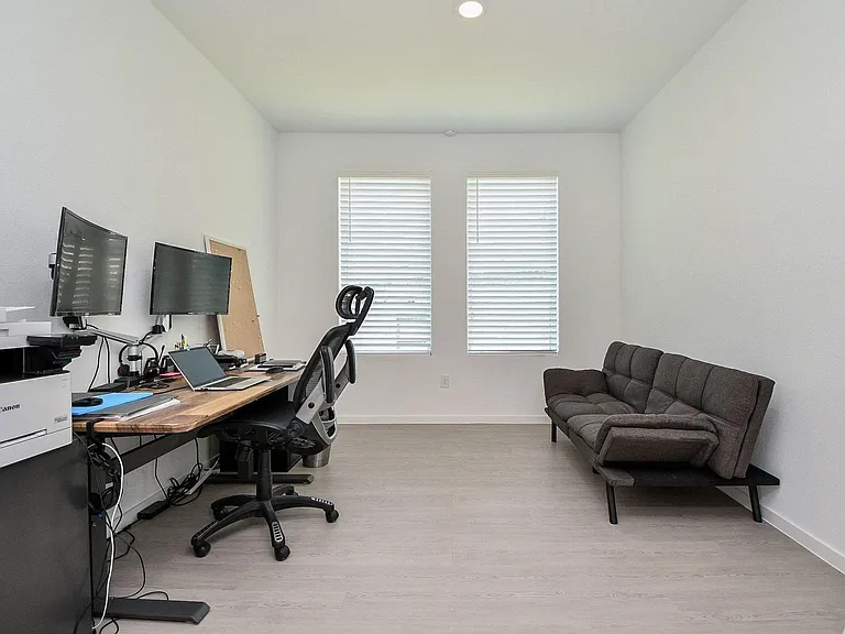 26610 Coast Redwood Dr — Photo 16