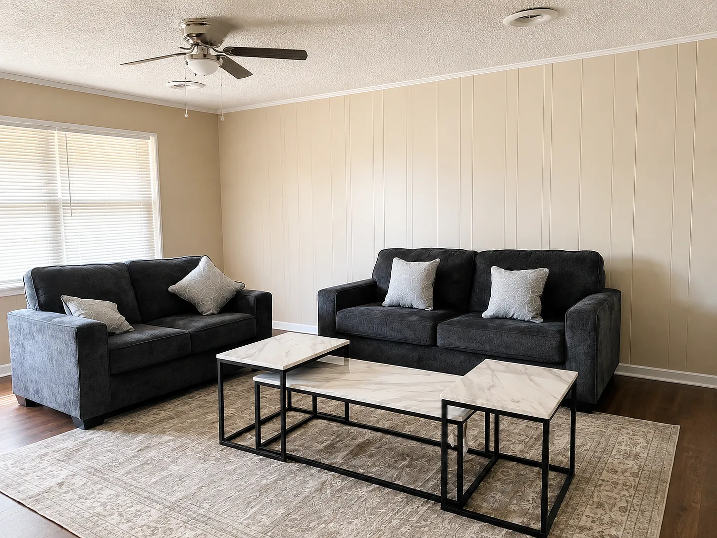 2 bed, 902 sqft, $4,500 — Photo 2