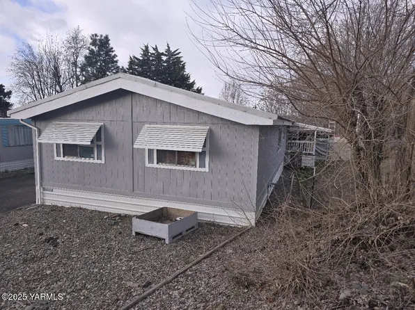 2205 Butterfield Rd Unit 210, Yakima, WA 98901