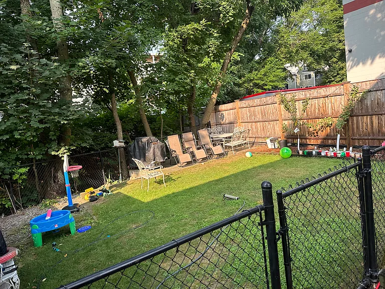 26A Brattle St #A — Photo 17