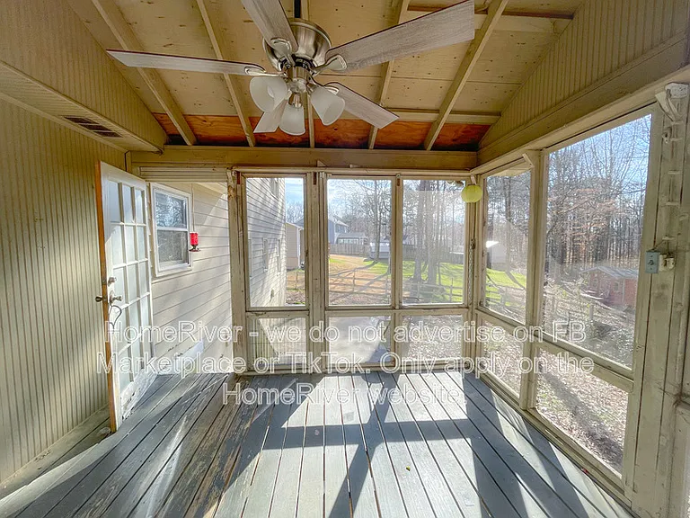 2280 Castle Royale Dr — Photo 9
