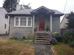 3035 39th Ave SW, Seattle, WA 98116