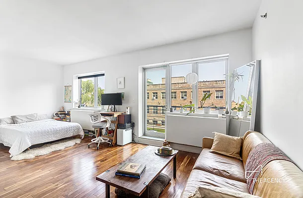 Rented by The Agency | media 1