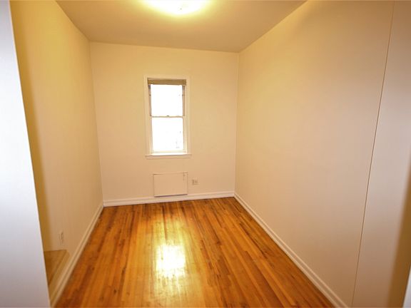 4th image of 173 W 85th St APT 10