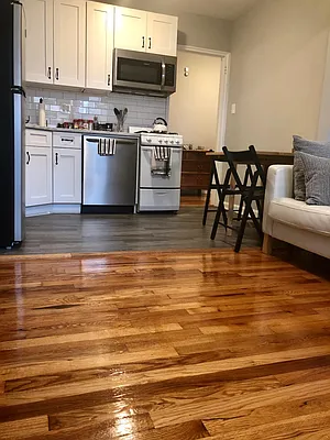 Rented by Halvatzis Realty | media 1