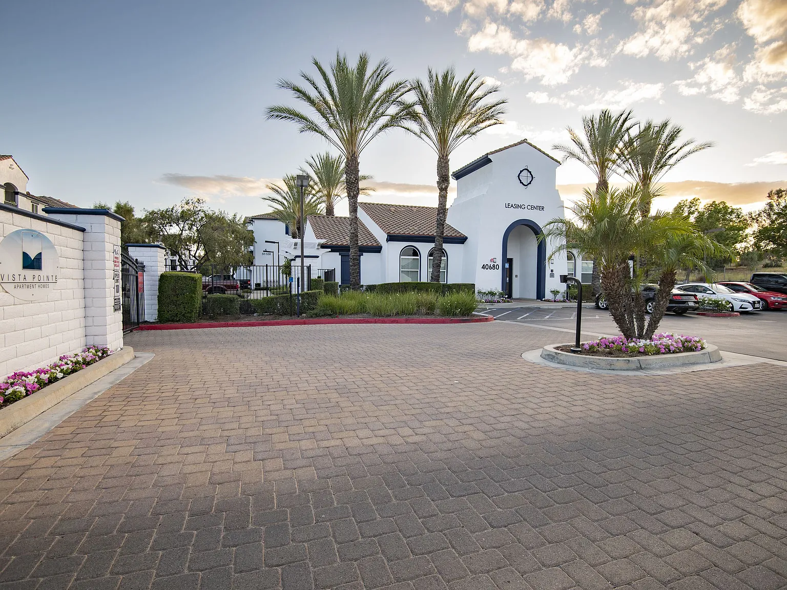 Vista Pointe — Photo 1