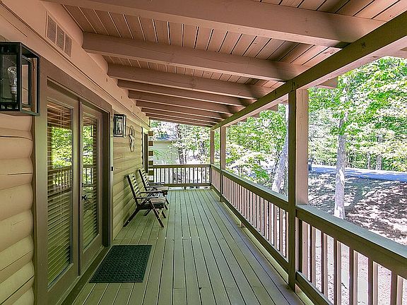 Relaxing covered front patio
