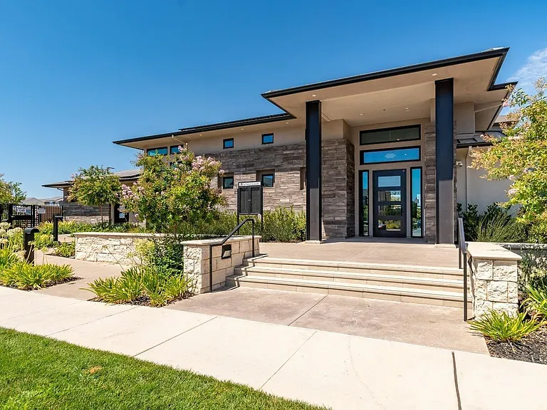 2957 Honey Opal Ave — Photo 46