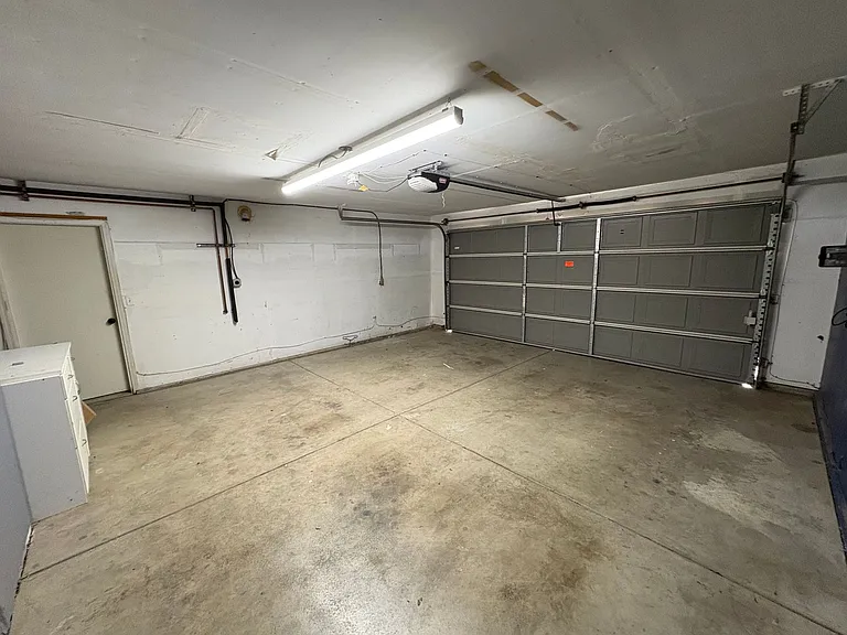 534 W Russell Ave — Photo 35