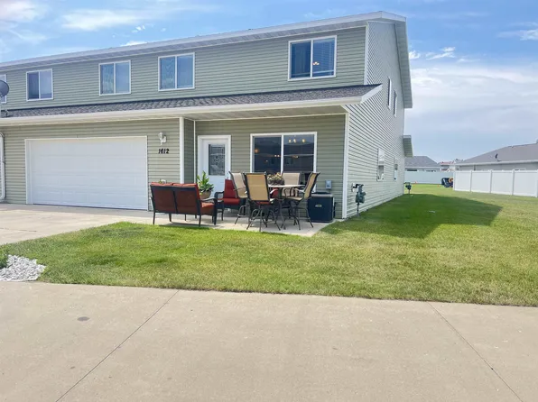 1612 35th Ave SE #12, Minot, ND 58701