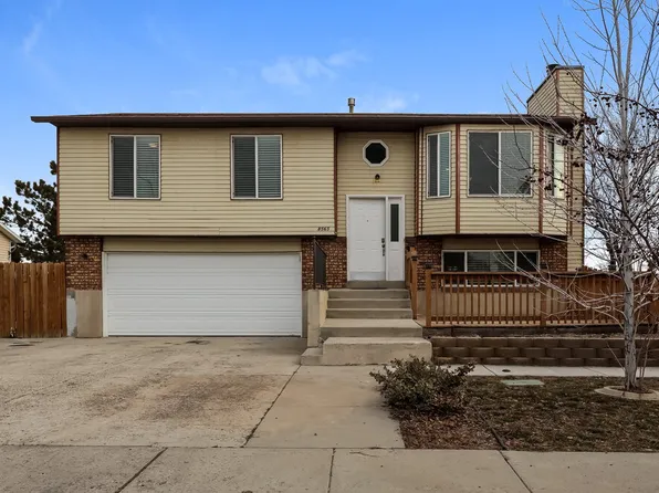 8565 S McGinnis Ln, West Jordan, UT 84081