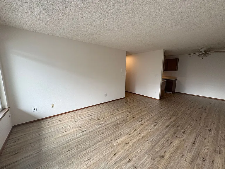 Greenwood Vista Apartments — Photo 2