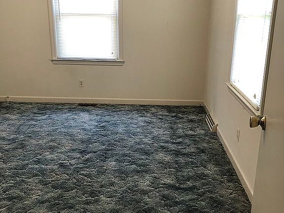 4th image of 416 Hickory Hill Dr