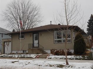 526 Chestnut St, Winona, MN 55987