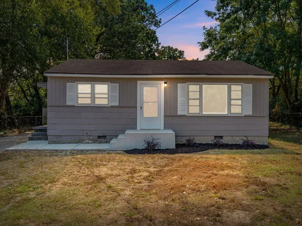 562 W State Line Rd, Rossville, GA 30741