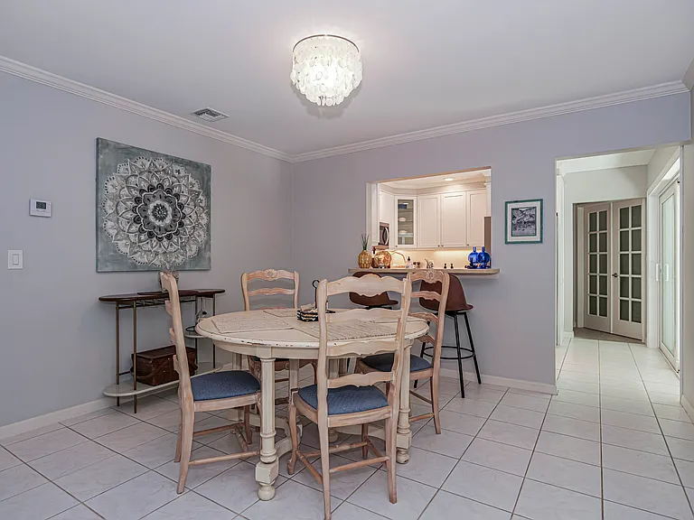 1405 Treasure Cove Ln — Photo 11