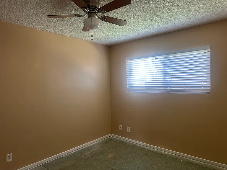 5422 Bishop St — Photo 5