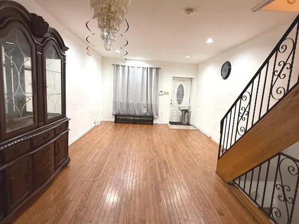 2636 S Alder St, Philadelphia, PA 19148
