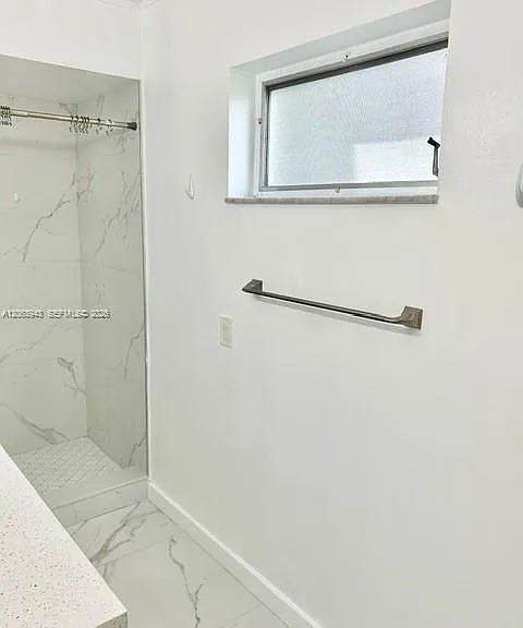 2431 SW 82nd Ave #204 — Photo 20