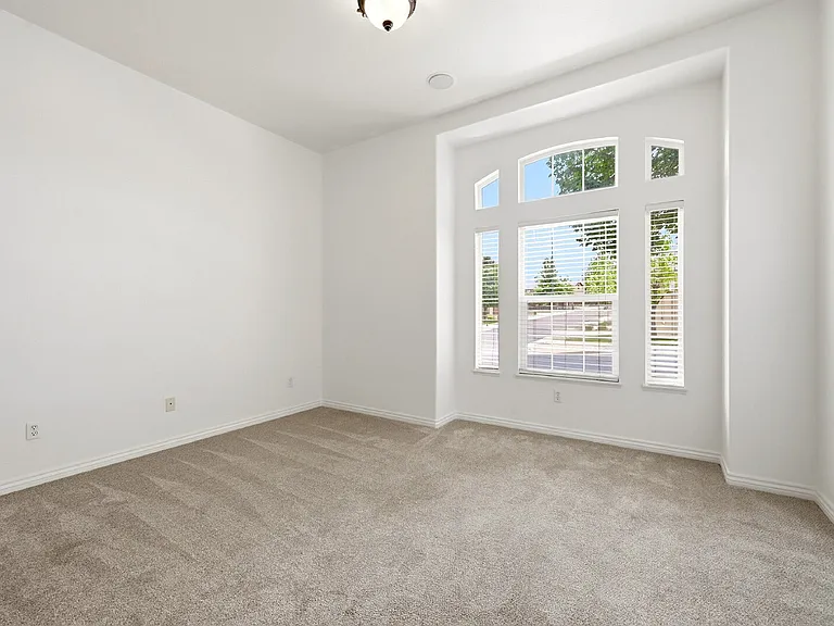 608 Crosswind Point — Photo 23